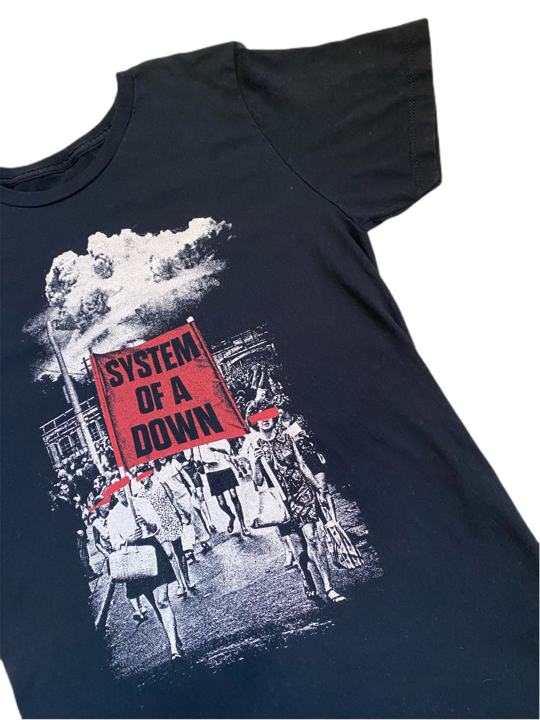 90's vintage system of a down band tee